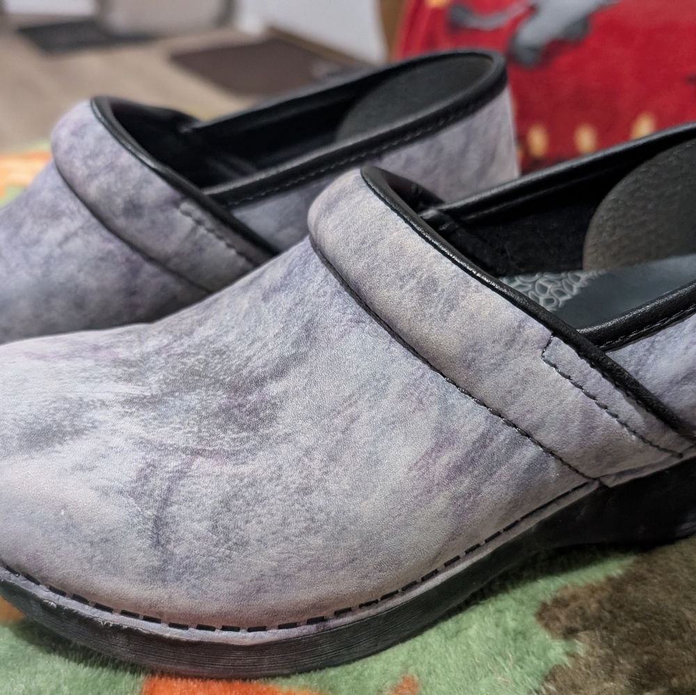 Dansko Women's Gray Suede Clogs